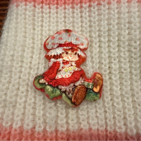 Vintage 1981 Strawberry Shortcake Pink/White Orlon Scarf American Greetings USA - Picture 2 of 7